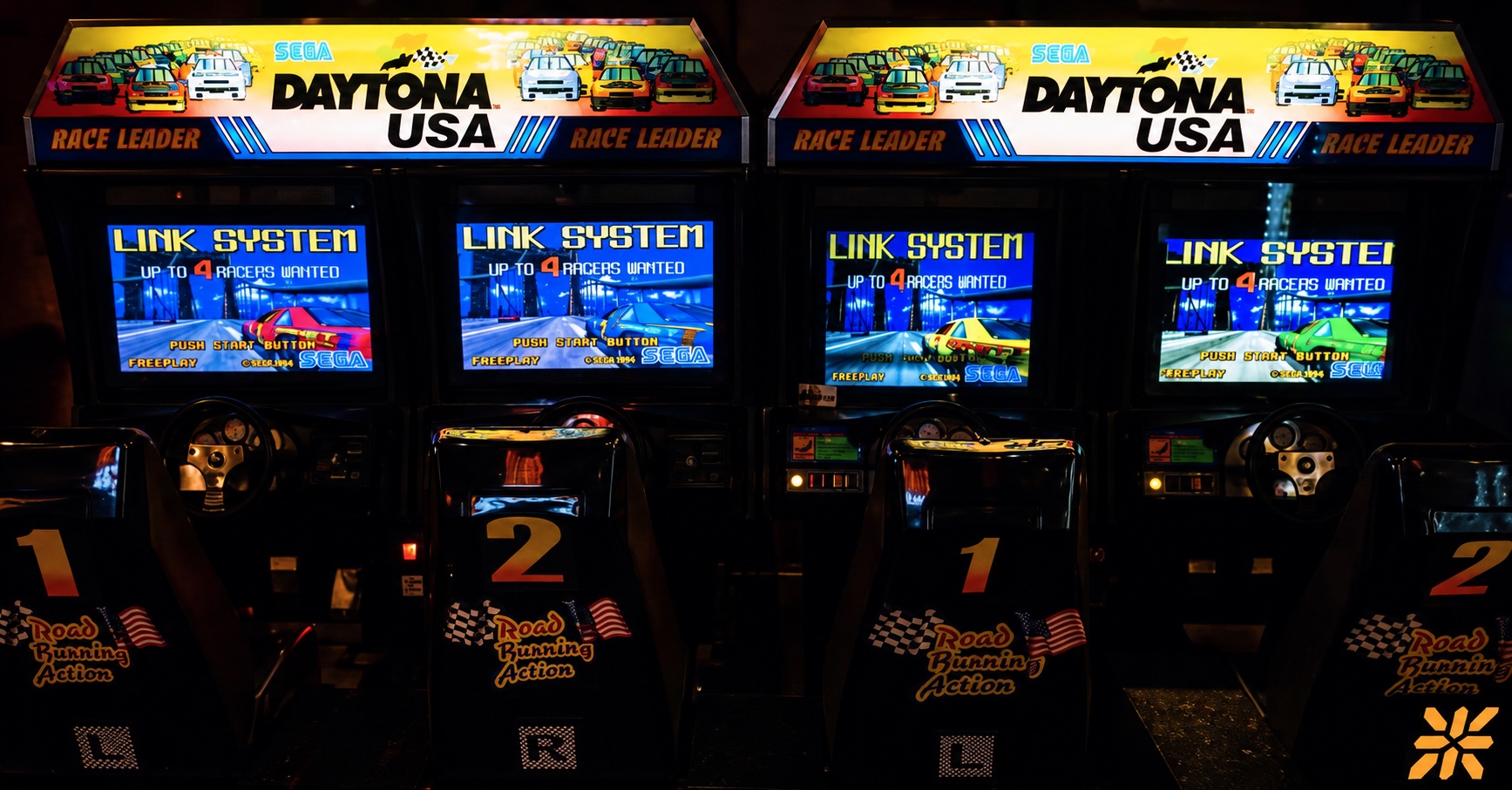 Four connected Daytona USA racing cabinets on free play at ZED*80